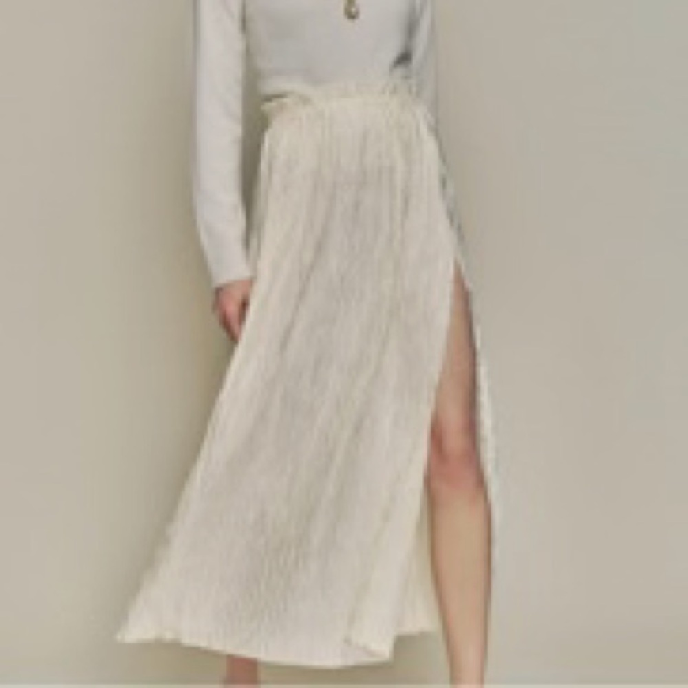 Reformation Camila Skirt in Ivory
